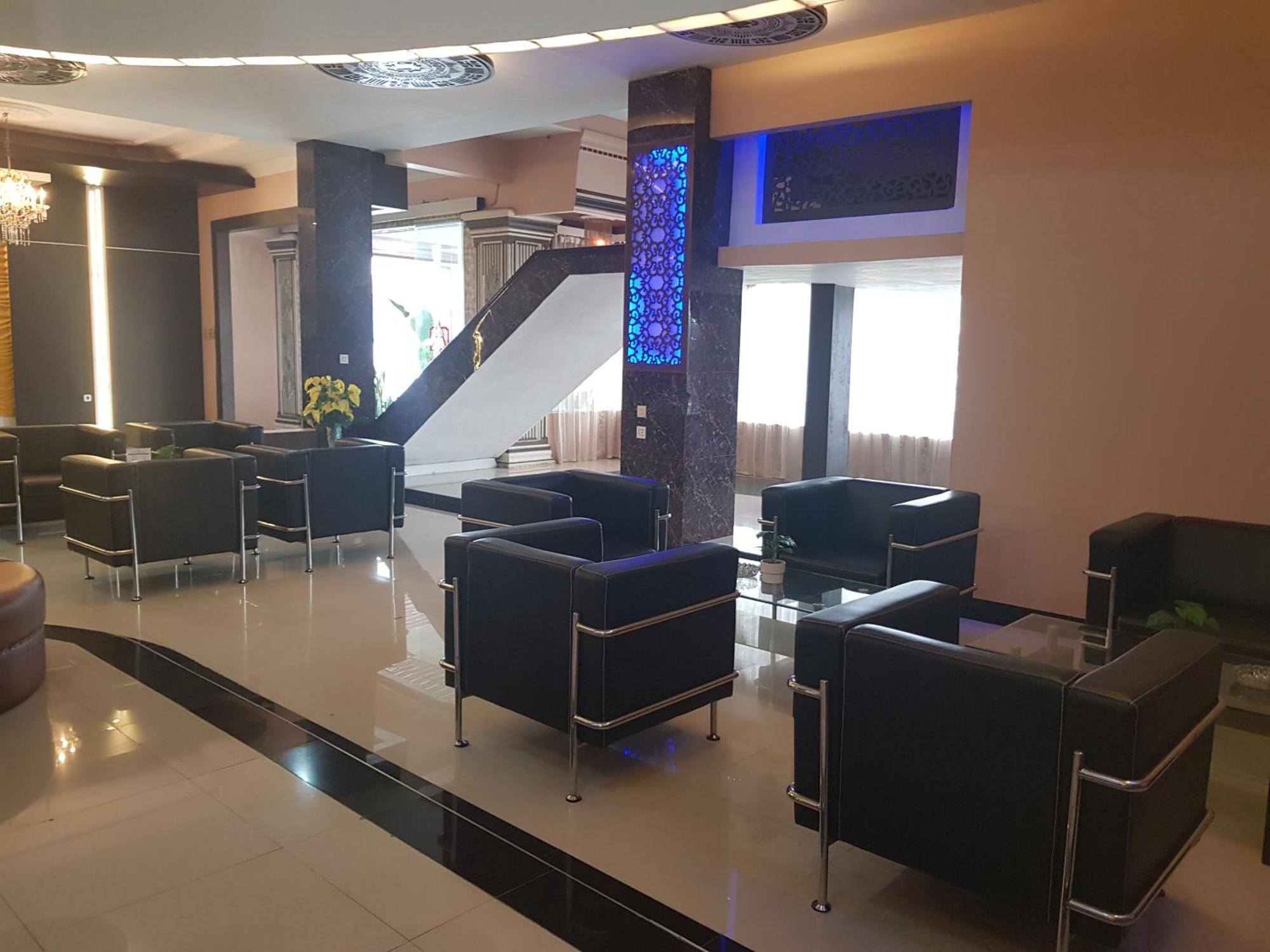 Capital O 93263 Linge Land Hotel Takengon Exterior foto